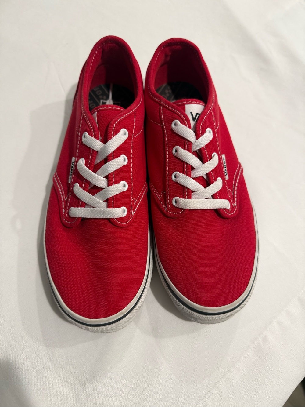 Vans Kids Canvas Sneaker Youth 5